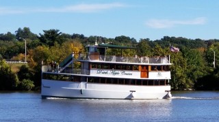 Dutch Apple Cruises