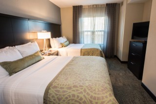 1 Bedroom Suite - Two Queens