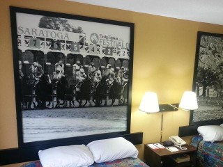 Newly Furnished room with 40" LED TV