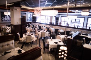 677 Prime - Dining Room