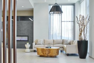 Courtyard Lobby