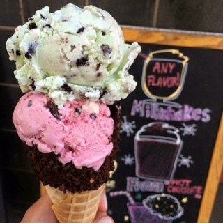 Emack & Bolio's - Ice Cream