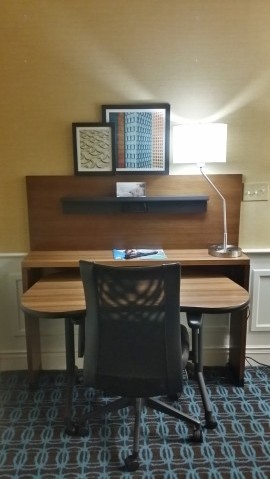 Fairfield Inn & Suites - Albany Downtown - Desk