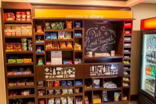 TREATS & Suite Shop