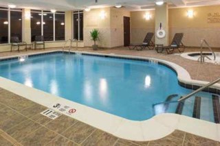 hilton garden inn pool