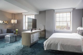 Renaissance Albany Hotel - Guest Room 3