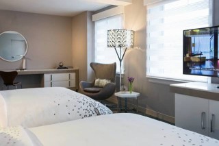 Renaissance Albany Hotel - Guest Room 2