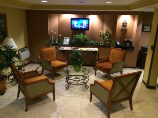 Travelodge WR - Sitting Area