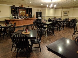 Complimentary Hot & Cold Breakfast Buffet