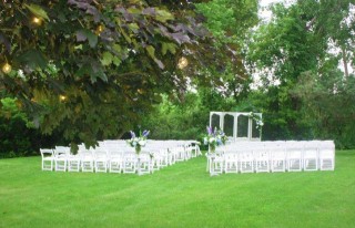 Century House - Outdoor Ceremony