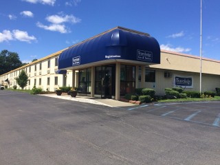 Travelodge WR - Exterior