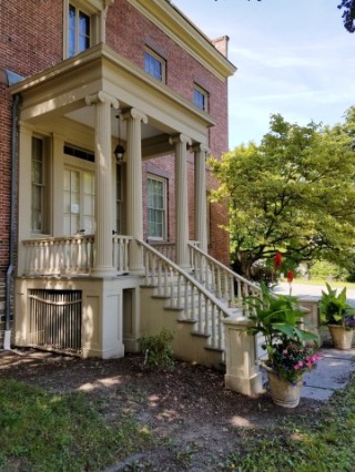 Ten Broeck Mansion