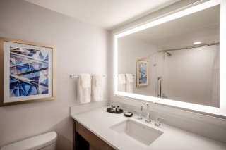 Standard Guest Bath